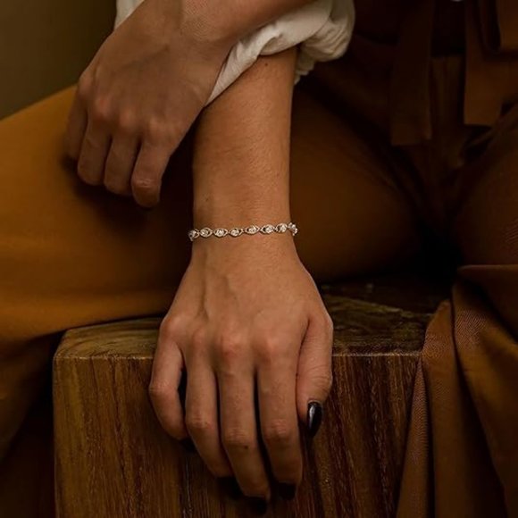 Neiman Marcus 14KT GOLD PLATED MEVECCO Bracelet - Picture 5 of 6